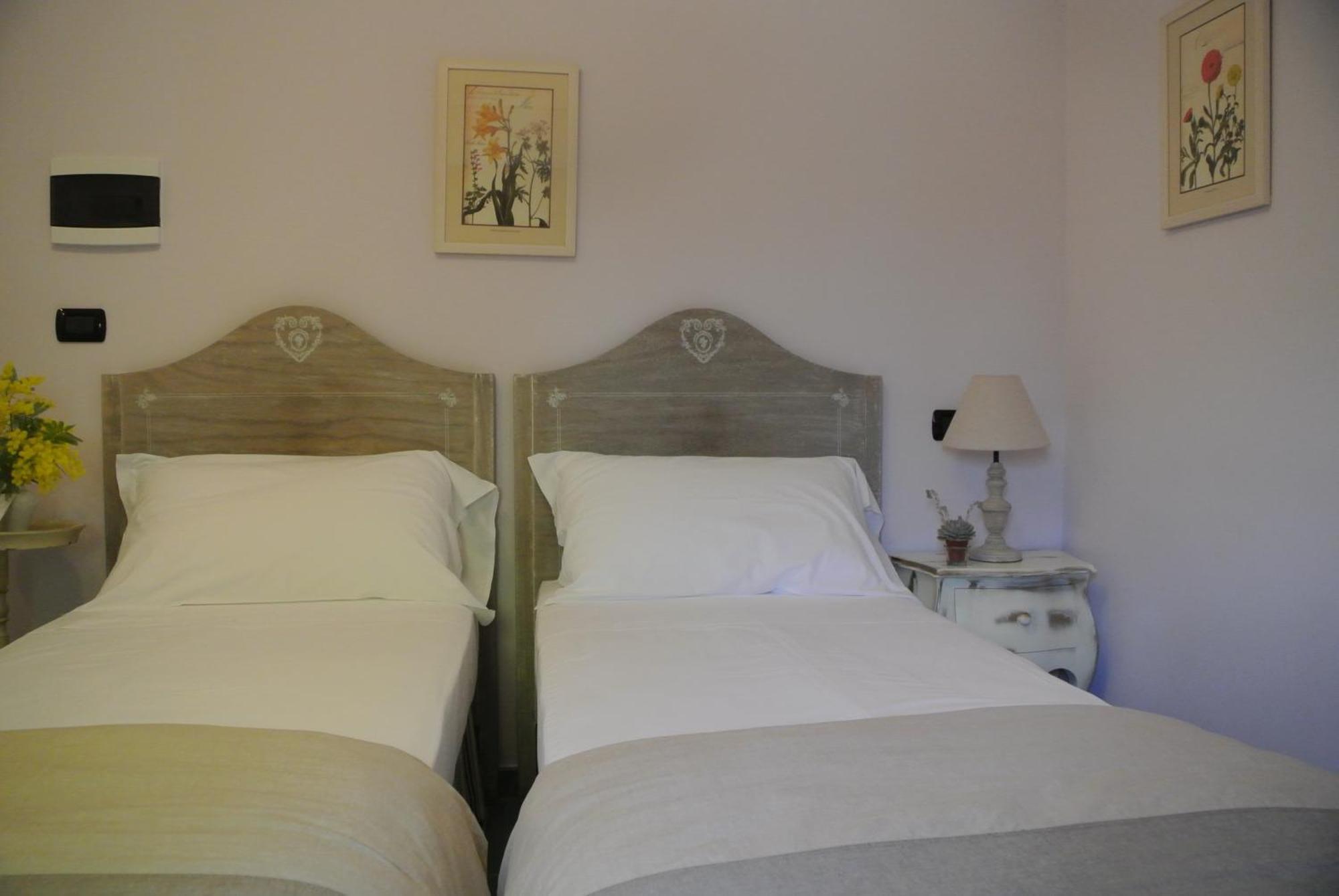 Il Giardino Del Te Hotel Barletta Phòng bức ảnh