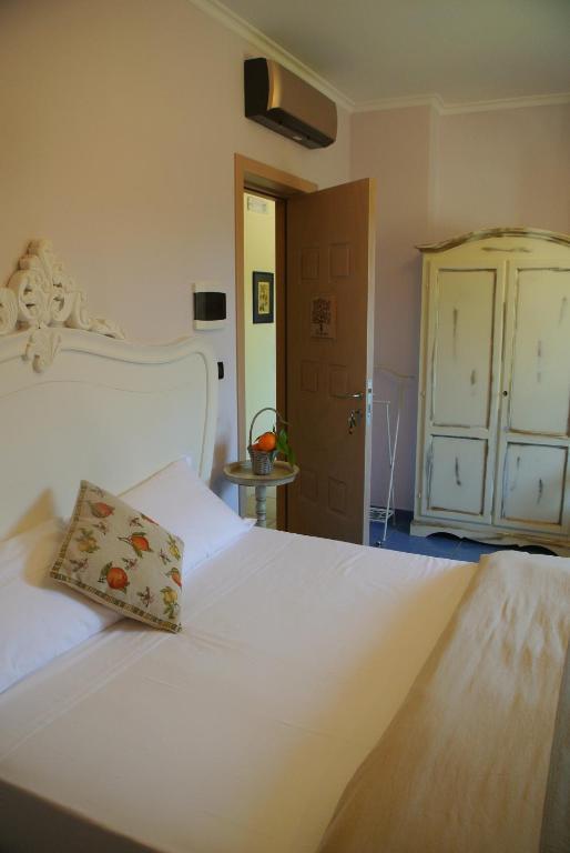 Il Giardino Del Te Hotel Barletta Phòng bức ảnh